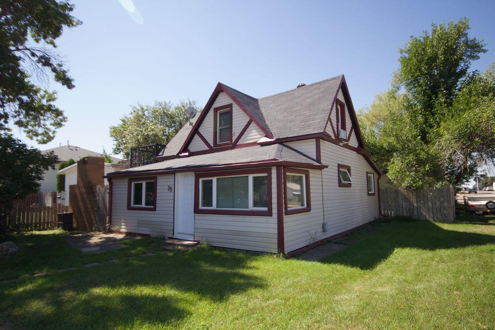25 4 Street NE, A2250590, Alberta,
