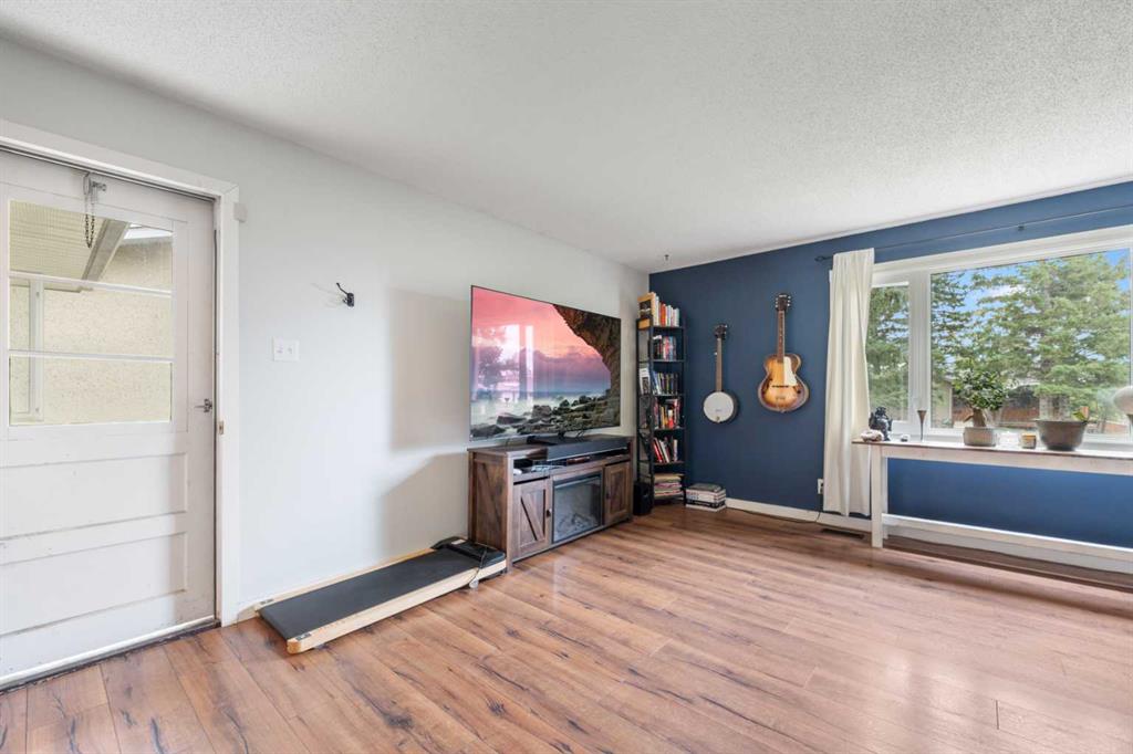 Fourth View of 34 Wilson Street , NONE, Okotoks, Alberta, T1S 1G2