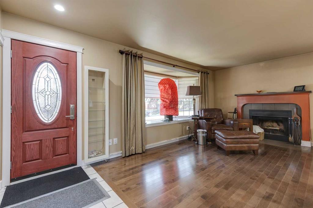 Fourth View of 419 Woodland Crescent SE, Willow Park, Calgary, Alberta, T2J 1J7