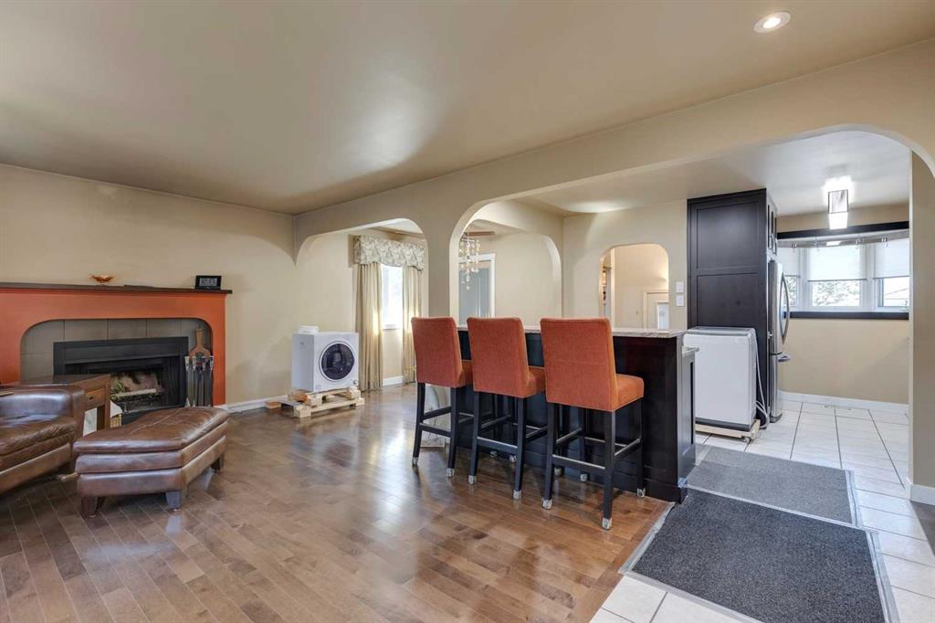Fifth View of 419 Woodland Crescent SE, Willow Park, Calgary, Alberta, T2J 1J7