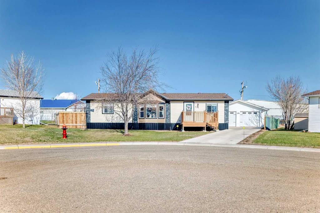MLS® listing #104898936 for sale located at 838 4 Avenue 
