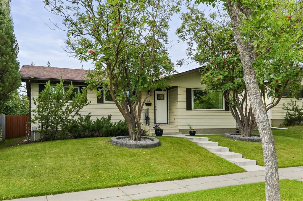 Fifth View of 41 Edgedale Drive NW, Edgemont, Calgary, Alberta, T3A 2R3