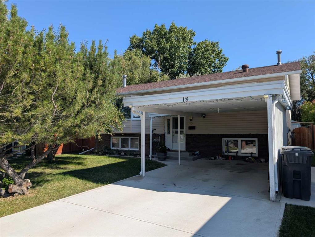 18 Sheridan Place W, A2250879, Alberta,
