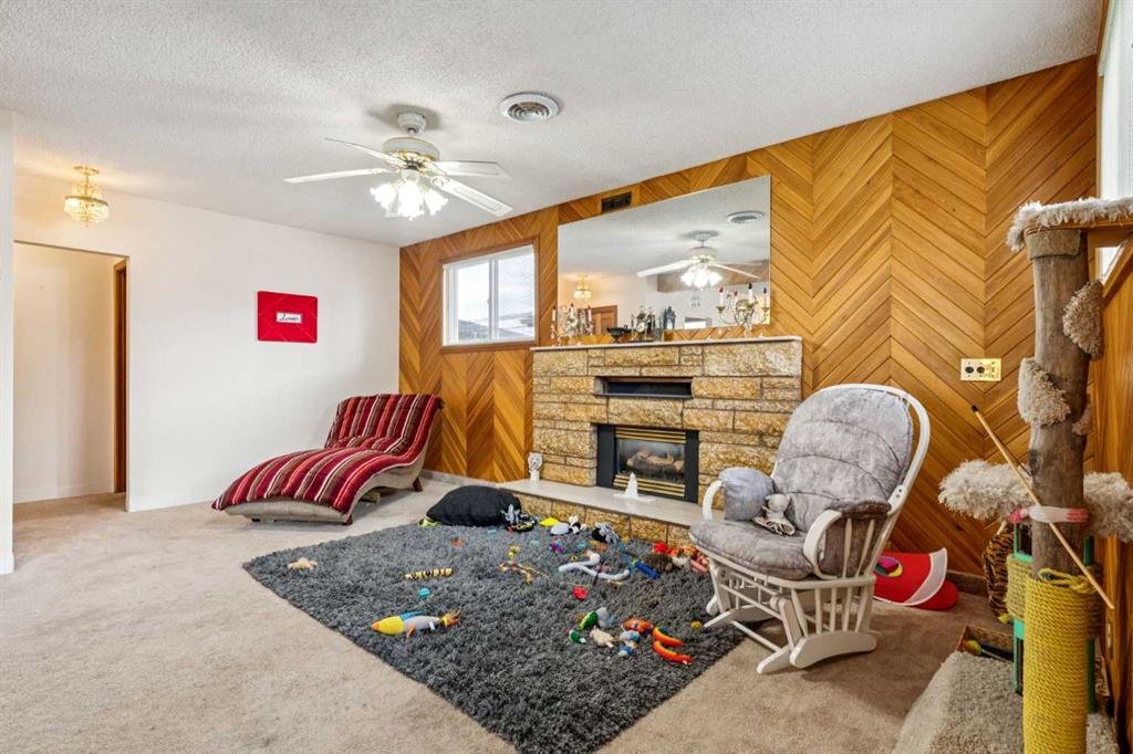 Fourth View of 233 27 Avenue NE, Tuxedo Park, Calgary, Alberta, T2E 2A1