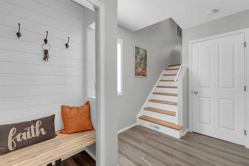 Fifth View of 17 Kerry Wood Mews , Riverside Meadows, Red Deer, Alberta, T4N 7B8