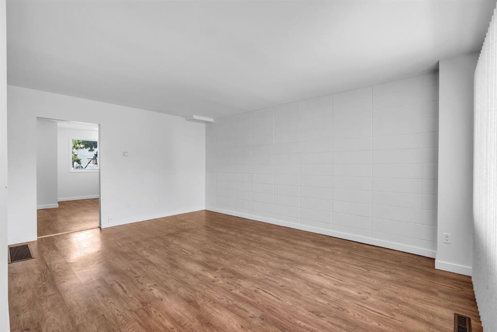 Fifth View of 114, 2211 19 Street NE, Vista Heights, Calgary, Alberta, T2E 4Y5