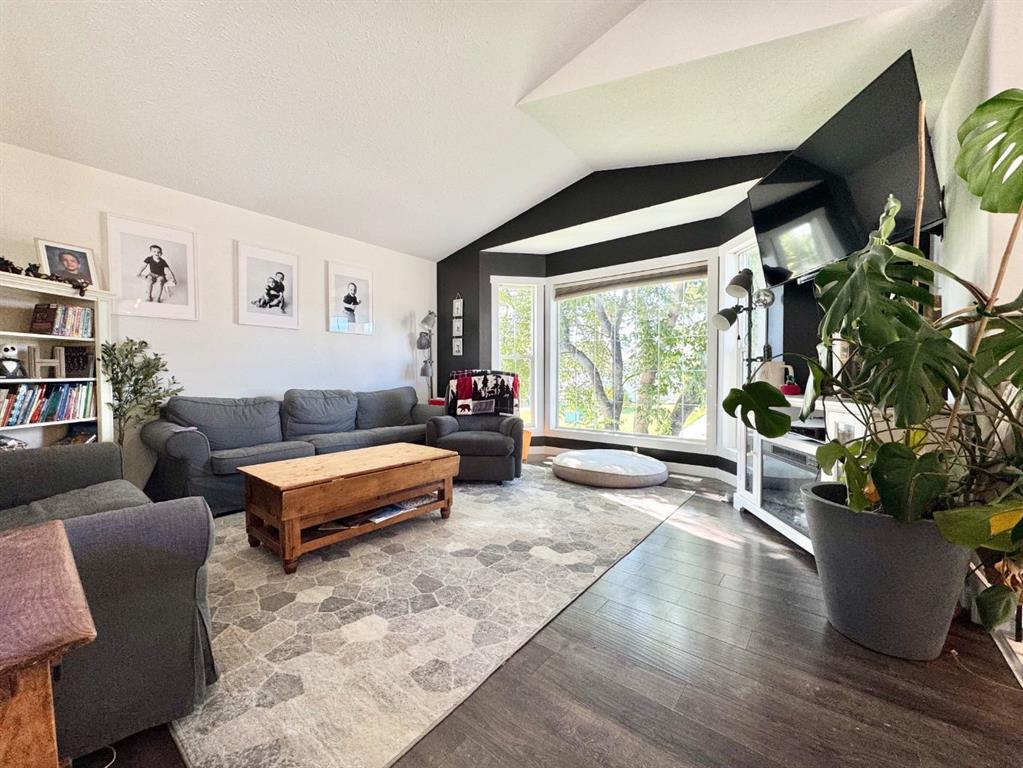 Fourth View of 10 King Court , NONE, Whitecourt, Alberta, T7S1T2