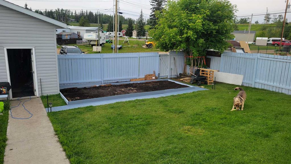 Third View of 309 8th Avenue SE, NONE, Manning, Alberta, T0H 2M0
