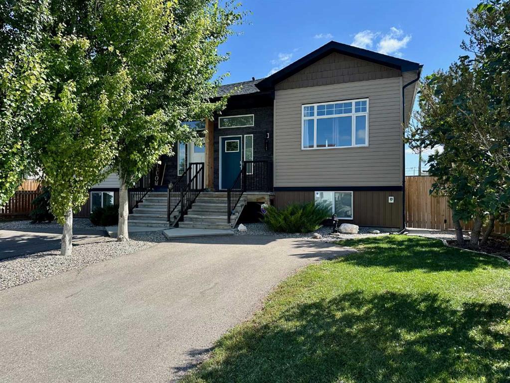 Second View of 1203 8 Street N, Staffordville, Lethbridge, Alberta, T1H 1Z3