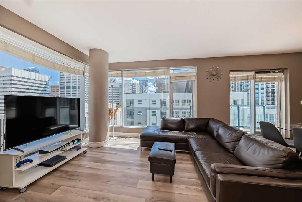 Fourth View of 1407, 910 5 Avenue SW, Downtown Commercial Core, Calgary, Alberta, T2P 0C3
