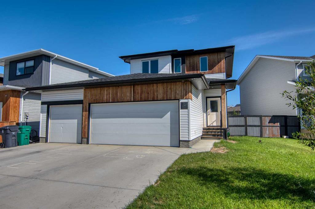 1353 Pacific Circle W, A2251062, Alberta,