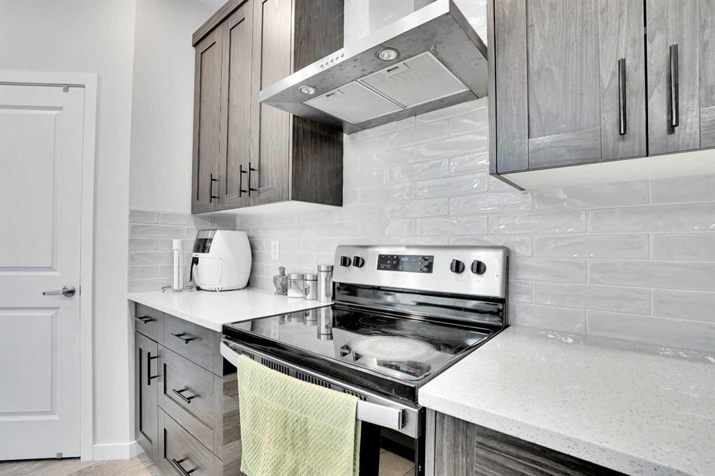 Third View of 22 Savanna Villas NE, Saddle Ridge, Calgary, Alberta, t3j 2e5