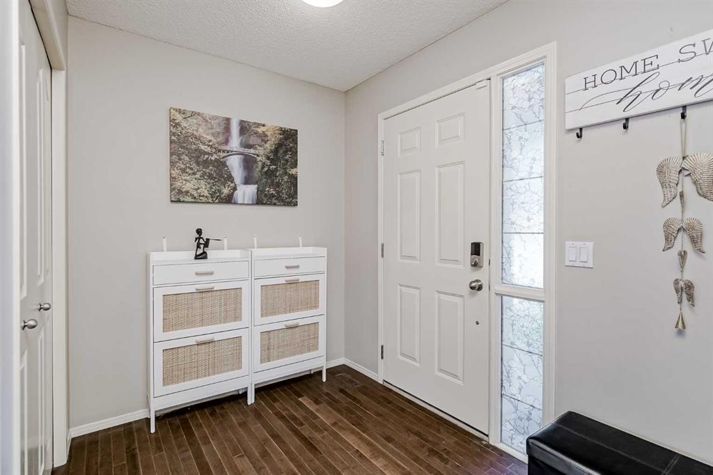 Third View of 186 Everstone Drive SW, Evergreen, Calgary, Alberta, T2Y 4V1