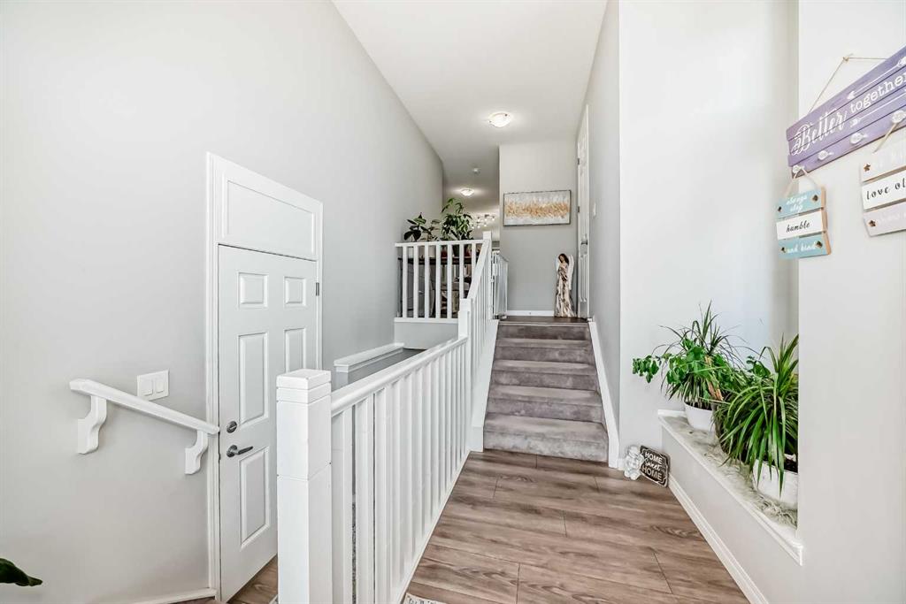 Fifth View of 636 Osborne Drive SW, South Windsong, Airdrie, Alberta, T4B 5G6