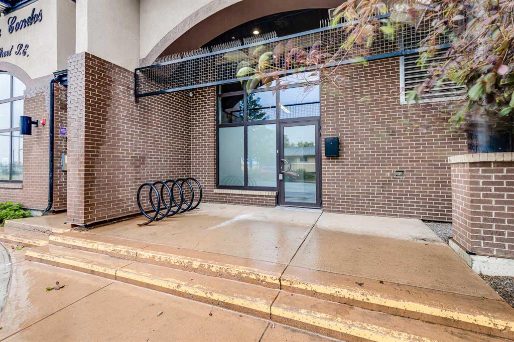 MLS® listing #104964302 for sale located at 140, 5430 17 Avenue SE