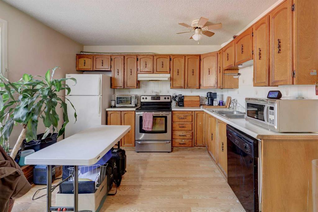 Fifth View of 417 Ranchview Court NW, Ranchlands, Calgary, Alberta, T3G 1A7