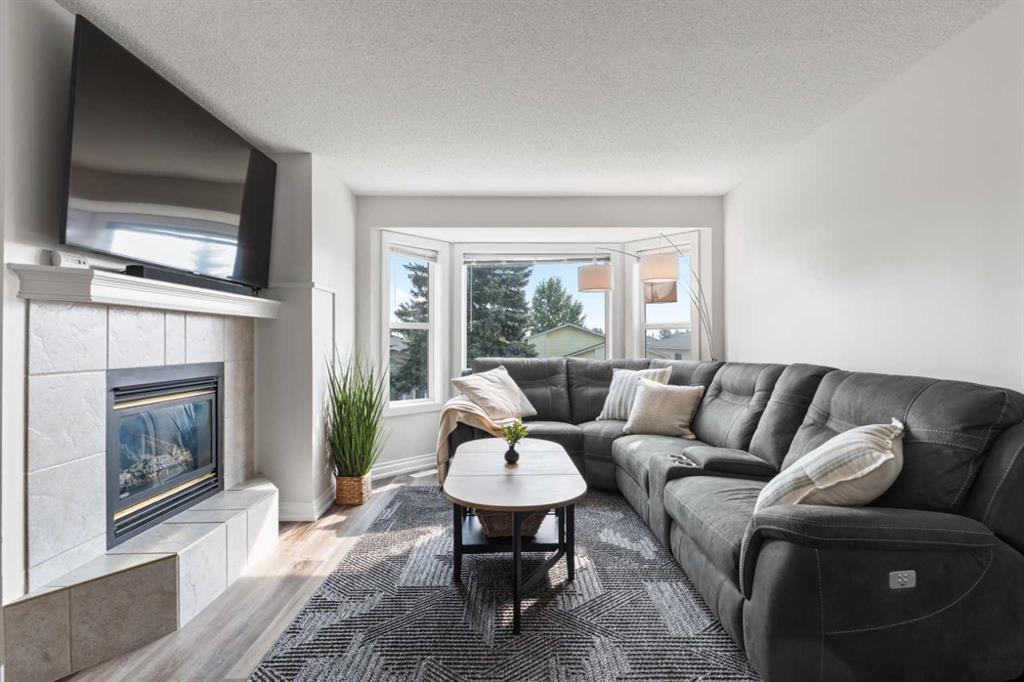 Fifth View of 9 Sandarac Way NW, Sandstone Valley, Calgary, Alberta, T3K 5B4