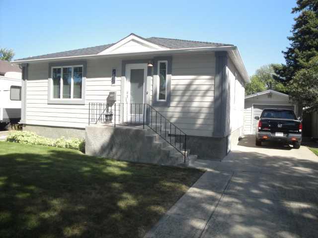 947 20th Street S, A2251292, Alberta,