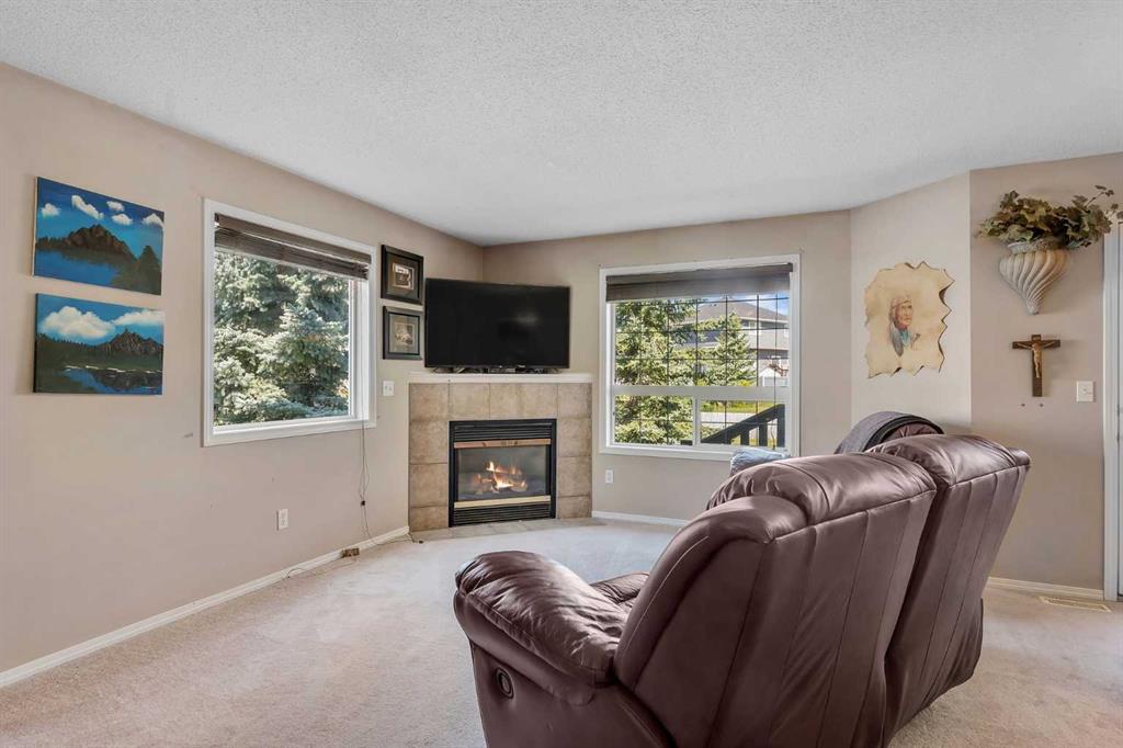 Fifth View of 23, 156 Canoe Drive SW, Canals, Airdrie, Alberta, T4B 3C3