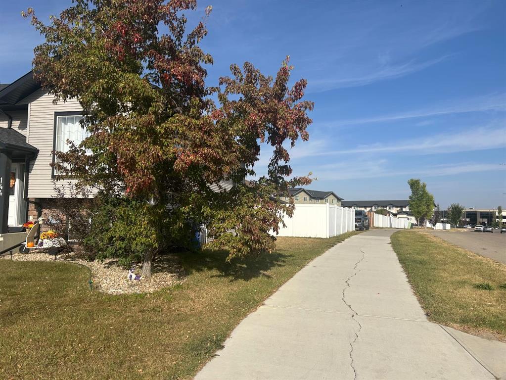 Third View of 144 Henderson Crescent , Hawkridge Estates, Penhold, Alberta, T0M 1R0