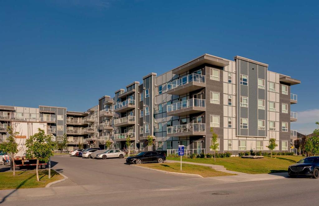 302, 40 Carrington Plaza NW, A2251359, Alberta,