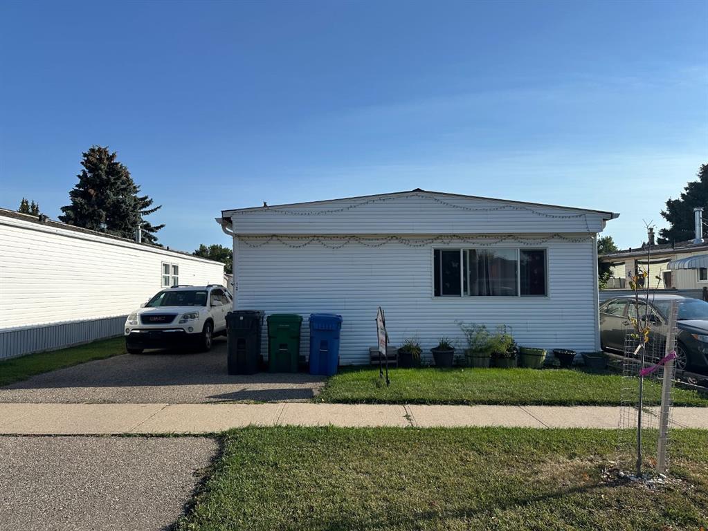 12, 1410 43 Street S, A2251378, Alberta,