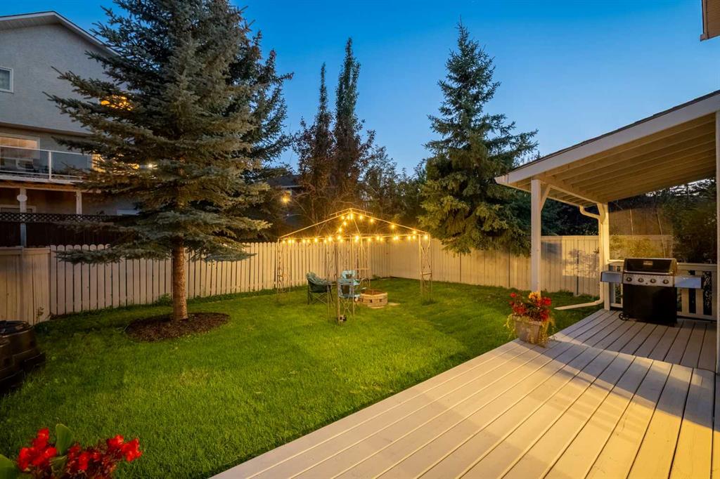 Fifth View of 74 Sandringham Way NW, Sandstone Valley, Calgary, Alberta, T3K 3V6