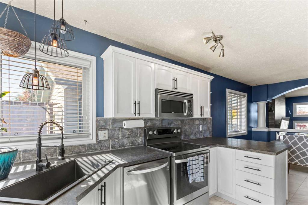 Fourth View of 206 Pinnacle Way , Pinnacle Ridge, Grande Prairie, Alberta, T8W 2V7