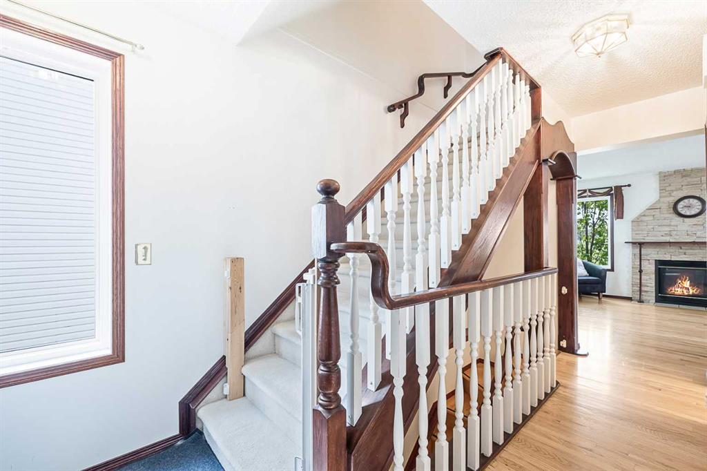 Fifth View of 7242 Laguna Way NE, Monterey Park, Calgary, Alberta, T1Y 7B9