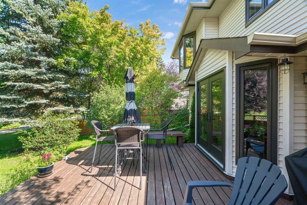Fifth View of 2115 Douglasbank Crescent SE, Douglasdale/Glen, Calgary, Alberta, T2Z 2C3