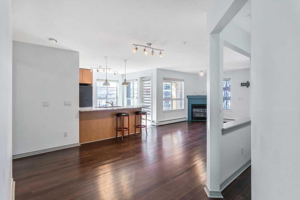 Third View of 218, 5115 Richard Road SW, Lincoln Park, Calgary, Alberta, T3E 7M7