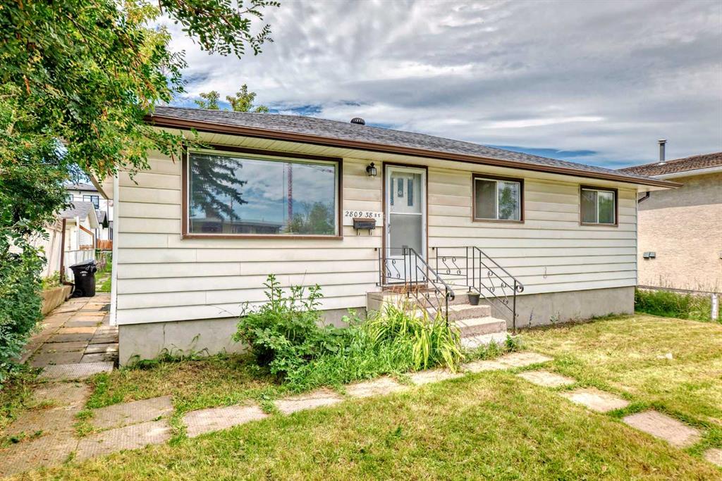 Fourth View of 2809 38 Street SW, Glenbrook, Calgary, Alberta, T3E 3G1