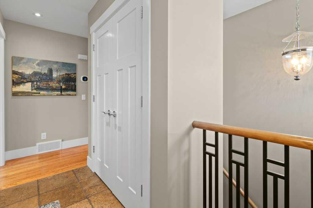 Fourth View of 2311 26 Avenue NW, Banff Trail, Calgary, Alberta, T2M 2G8