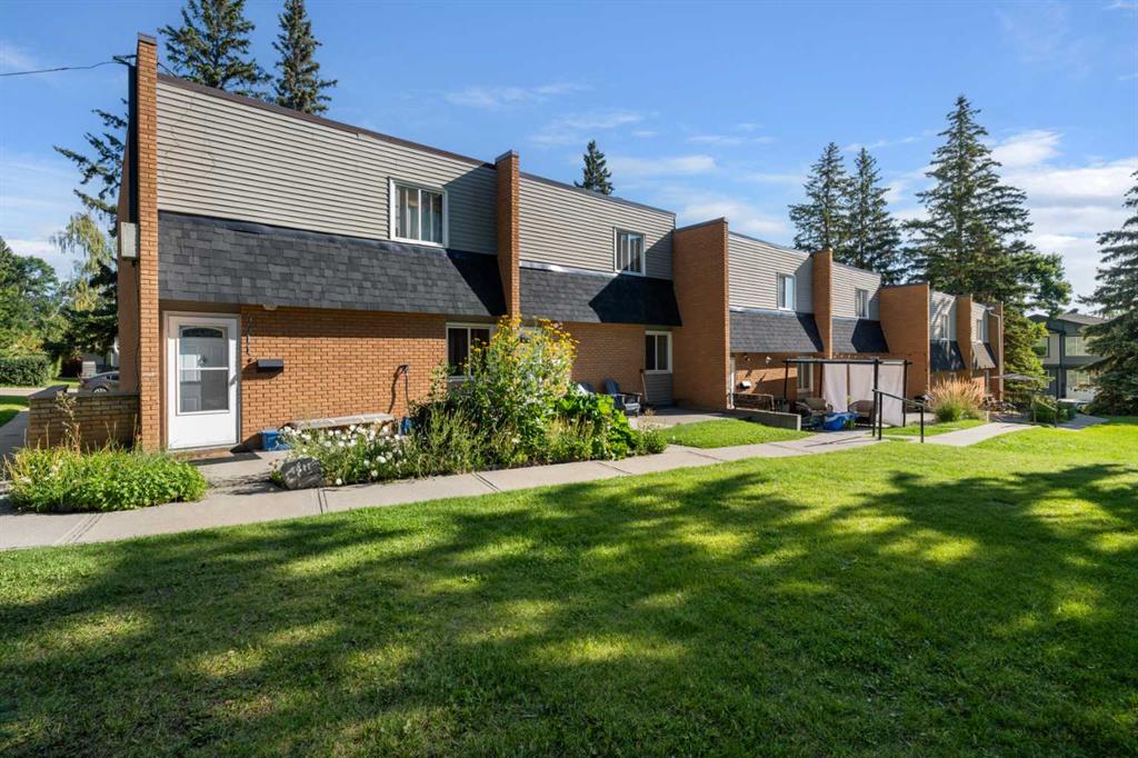 Second View of 4409 33 Avenue SW, Glenbrook, Calgary, Alberta, T3E0Y4