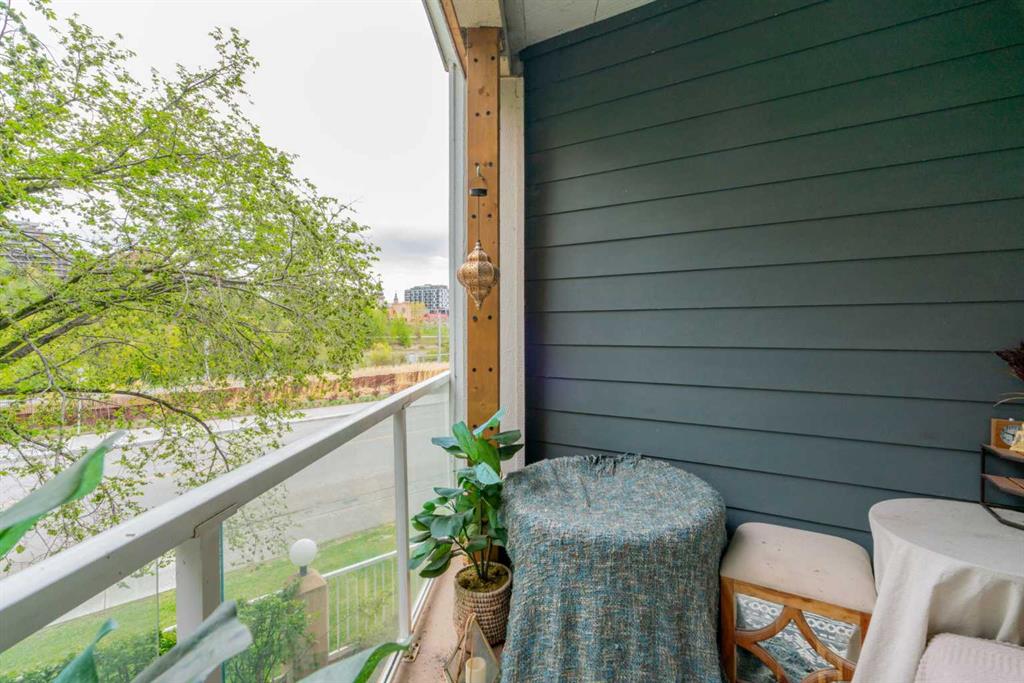 MLS® listing #104988369 for sale located at 227, 333 Riverfront Avenue SE