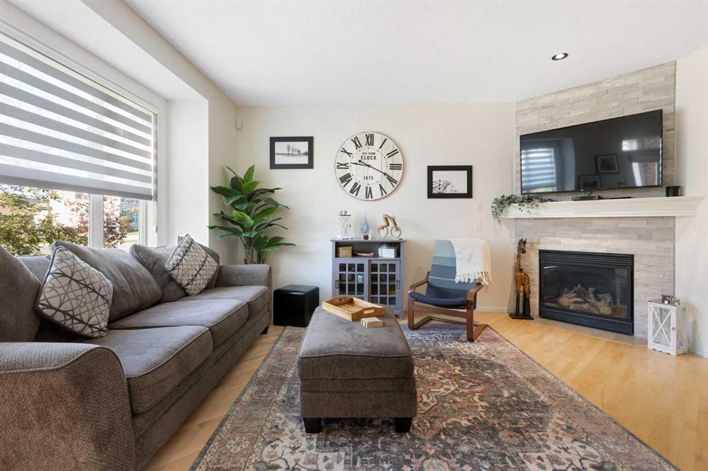 Fifth View of 38 Prestwick Drive SE, McKenzie Towne, Calgary, Alberta, T2Z 4K8
