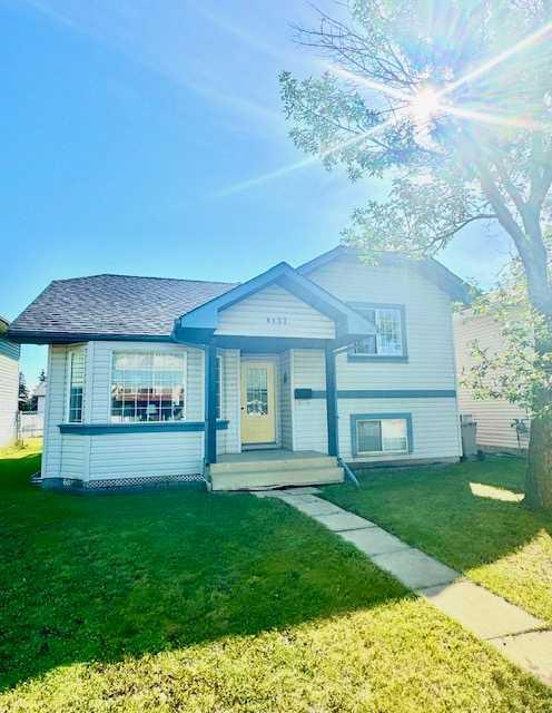8137 POPLAR Drive , A2251538, Alberta,