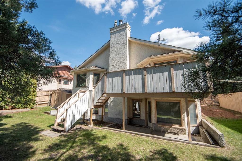 Fifth View of 86 Dobler Avenue , Deer Park Village, Red Deer, Alberta, T4R 1X3