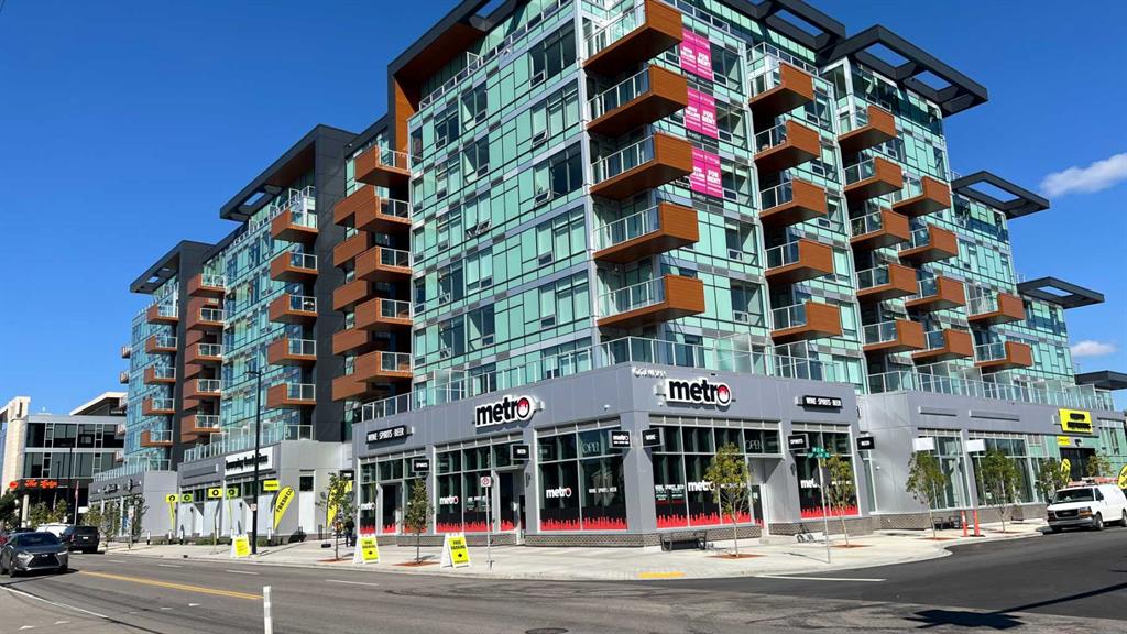 Third View of 744, 110 18A Street NW, West Hillhurst, Calgary, Alberta, T2N 2G5