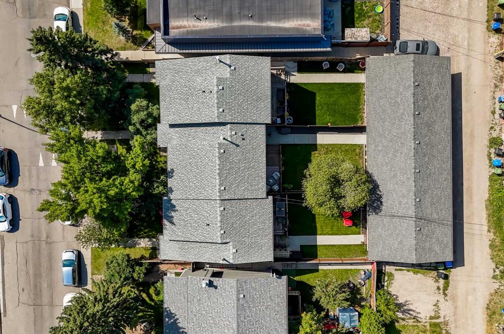 Fourth View of 836B 68 Avenue SW, Kingsland, Calgary, Alberta, T2V 0N4