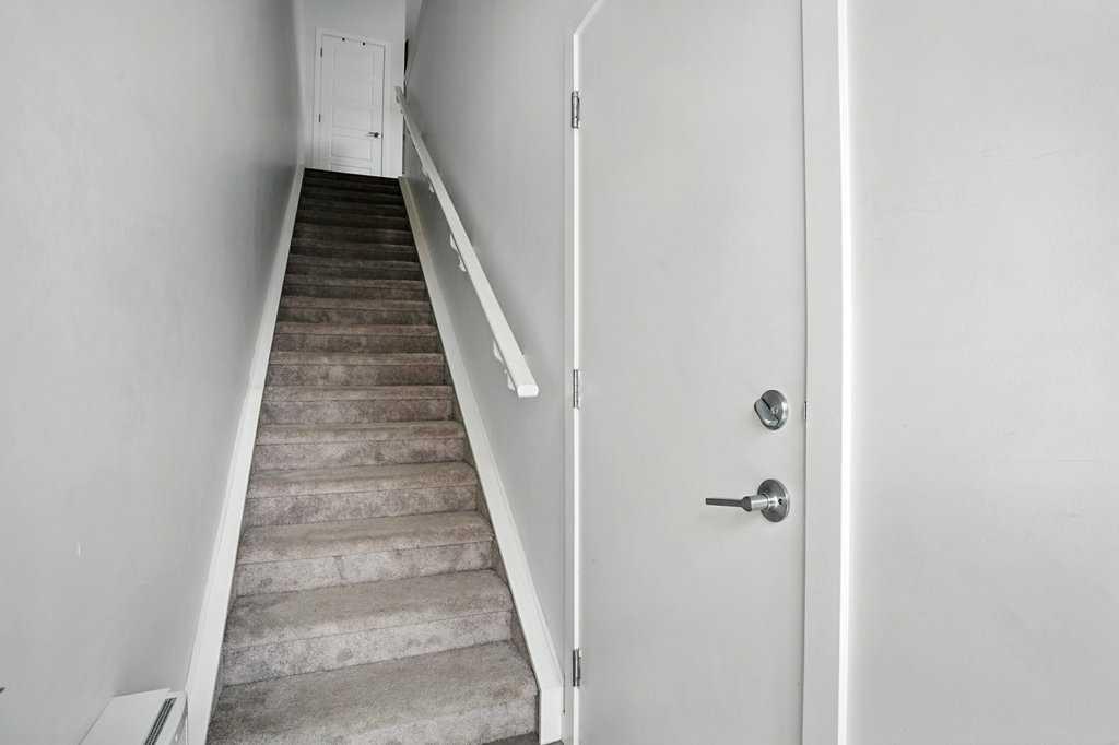Fifth View of 123, 115 Sagewood Drive SW, Canals, Airdrie, Alberta, T4B 4V5