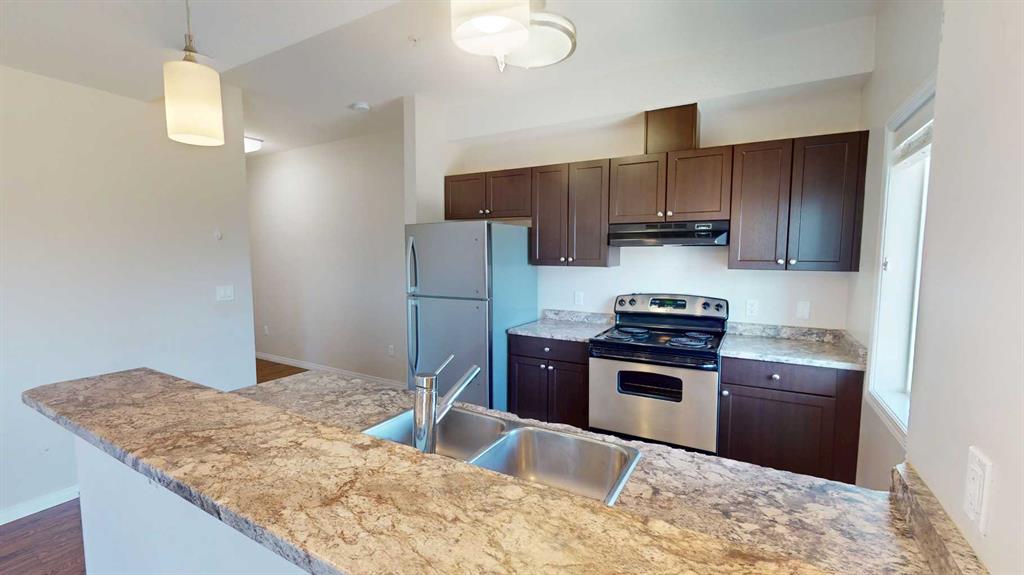 Fifth View of 307, 10004 97A Street , Central Business District, Grande Prairie, Alberta, T8V2C1