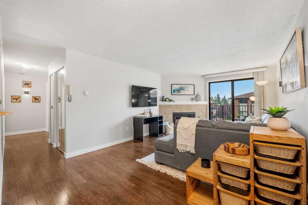 Fifth View of 4302, 13045 6 Street SW, Canyon Meadows, Calgary, Alberta, T2W 5H1