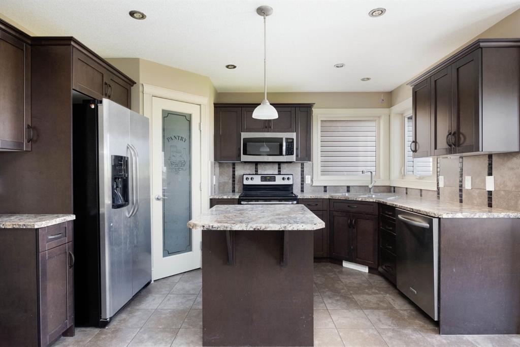 Fourth View of 117 Chestnut Way , Timberlea, Fort McMurray, Alberta, T9K 0M6