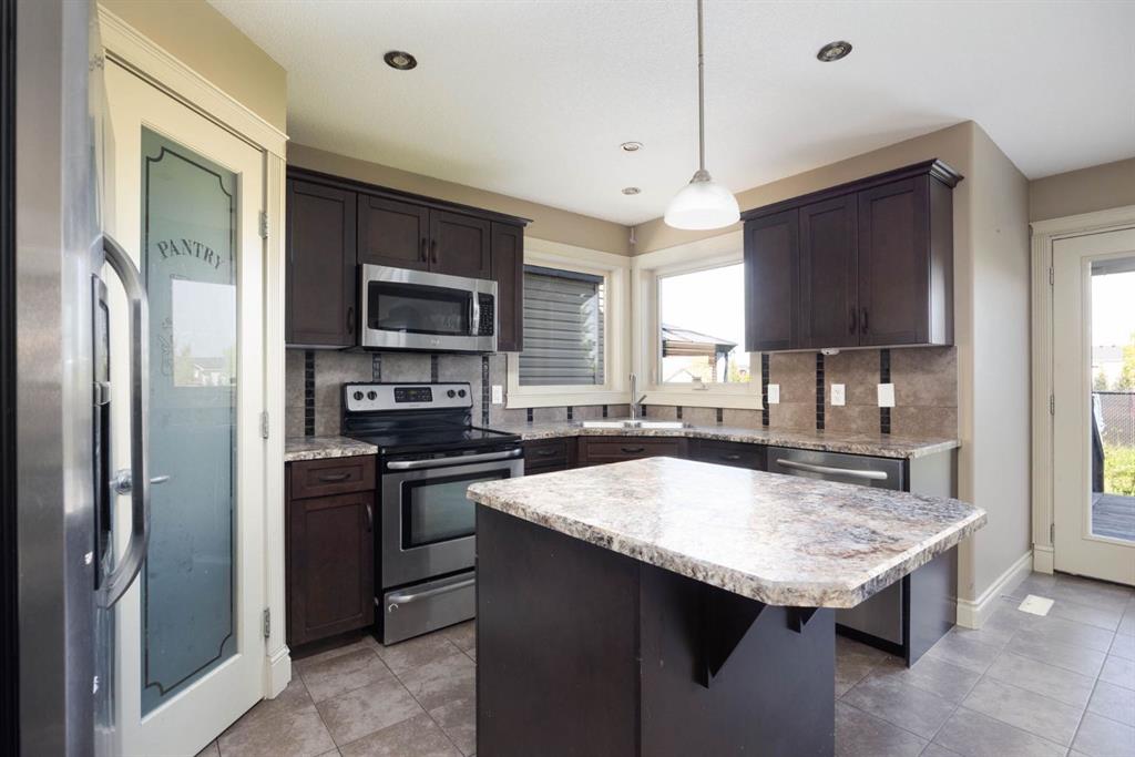 Fifth View of 117 Chestnut Way , Timberlea, Fort McMurray, Alberta, T9K 0M6