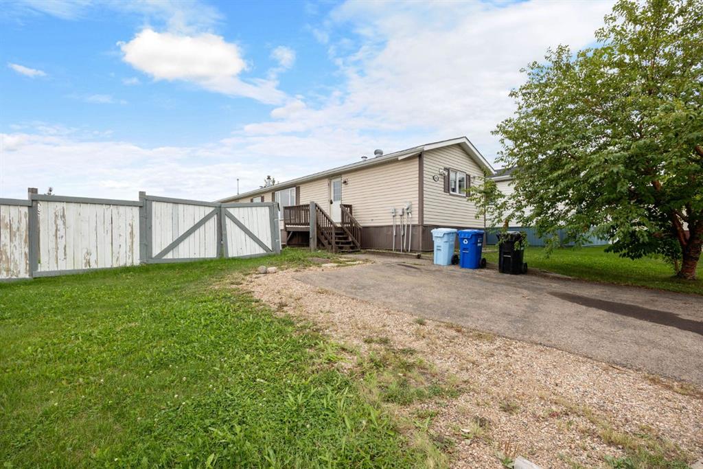 313 Harpe Way , A2251765, Alberta,