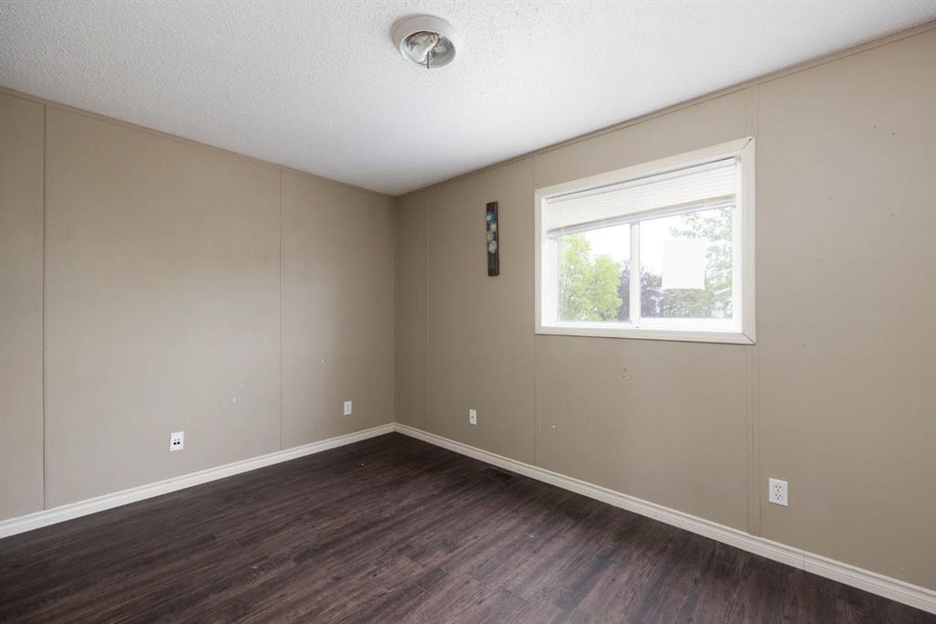 Fourth View of 313 Harpe Way , Timberlea, Fort McMurray, Alberta, T9K 2L1