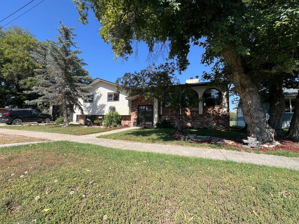 1408 Newcastle Trail , A2251810, Alberta,