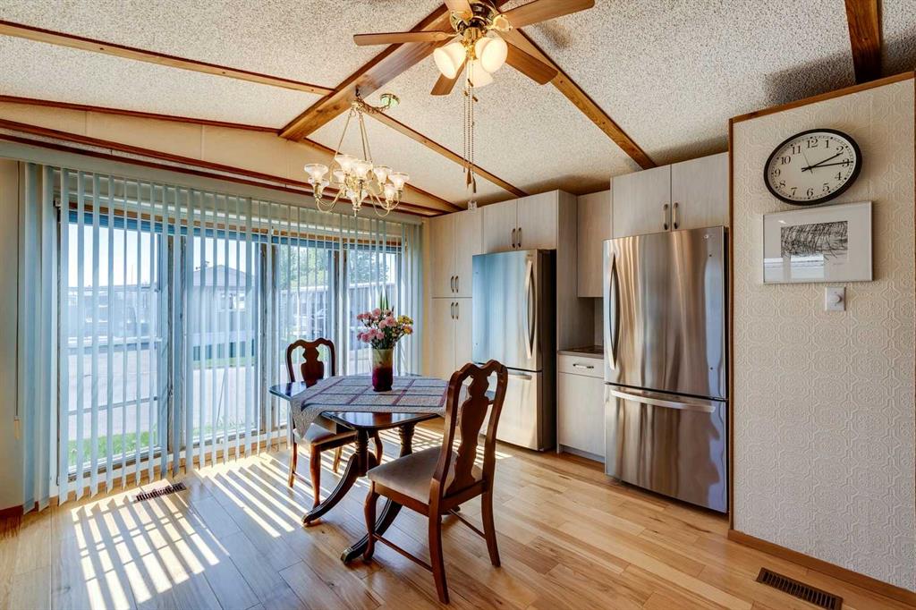 Fifth View of 101, 99 Arbour Lake Road NW, Arbour Lake, Calgary, Alberta, T3G 4E4