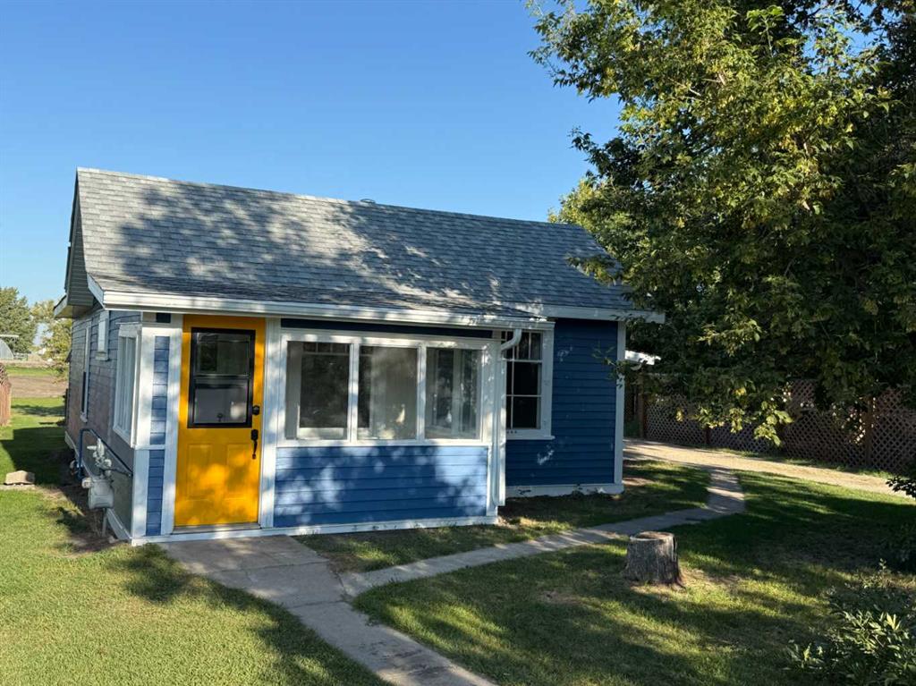 32 2 Street W, A2251859, Alberta,